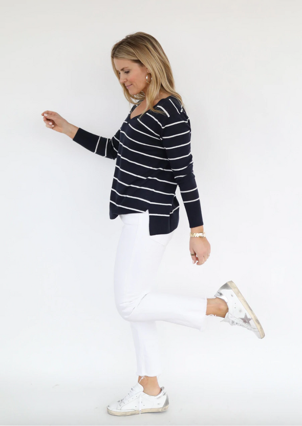 The Drew Sweater - Chic Navy / White Linen