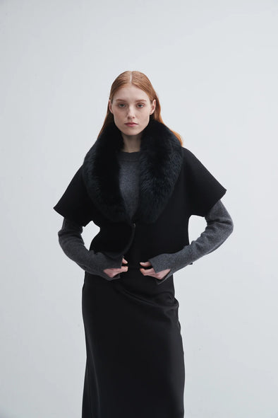 Pissenlit Short-Sleeve Jacket with Fur Collar - Black