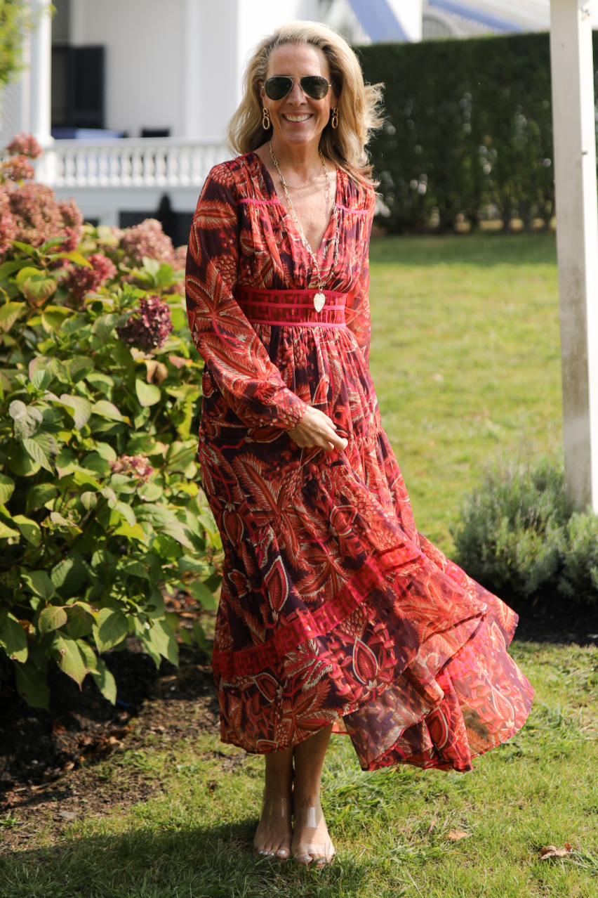 red dress warehouse sale Red Dress WAREHOUSE SALE next weekend, and you are not going to want to miss it! We can't wait to see you guys! PSA- this is in person at our local warehouse! **