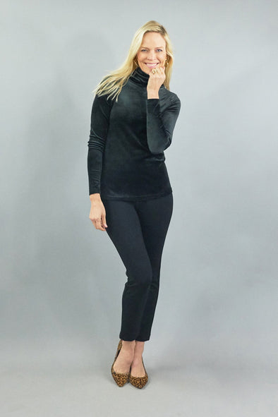 Bunny Neck - Black Stretch Velvet