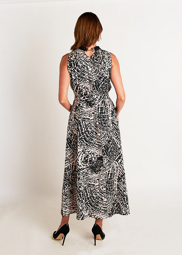 Grace Maxi - Pinwheel Black