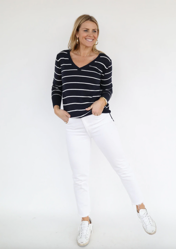 The Drew Sweater - Chic Navy / White Linen